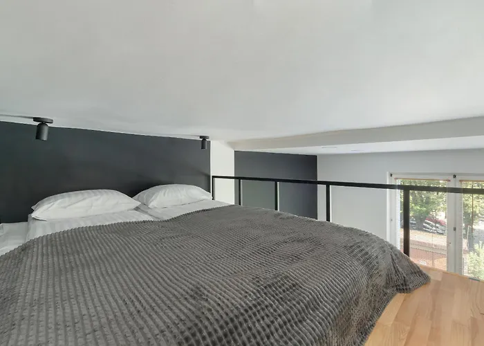 Lejlighed Eleganckie Na 2 Pietrze Dla 4 Osob Z Antresola, Wanna I Parkingiem By Renters Łódź